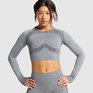 Gymshark - FLEX SPORTS LONG SLEEVE CROP TOP TOP
Charcoal Marl/Pink